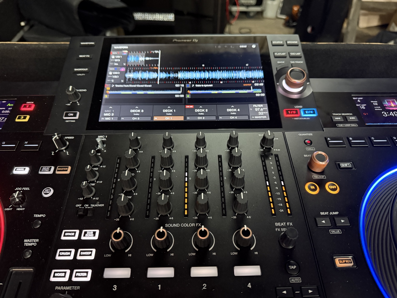 DJ Serwis NDT — sprzęt DJ podczas naprawy